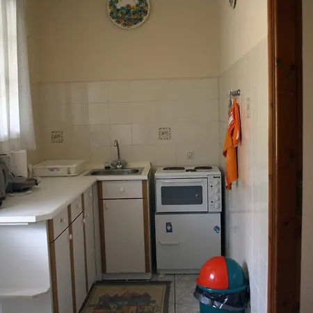 Georgia & Corfu Glyfada (Corfu)