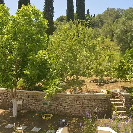 Georgia & Corfu Apartamento